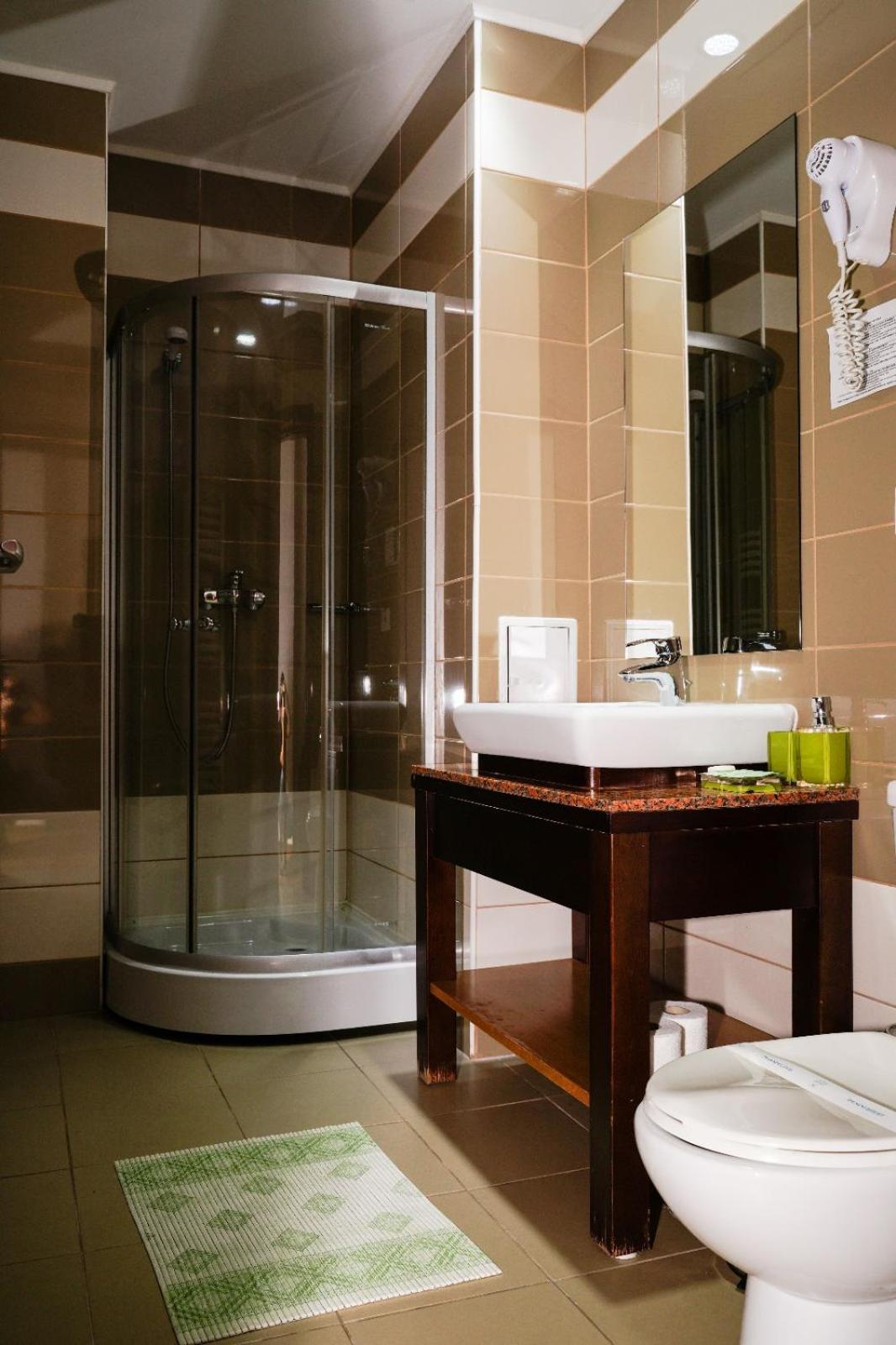 Hotel Criss ブカレスト エクステリア 写真